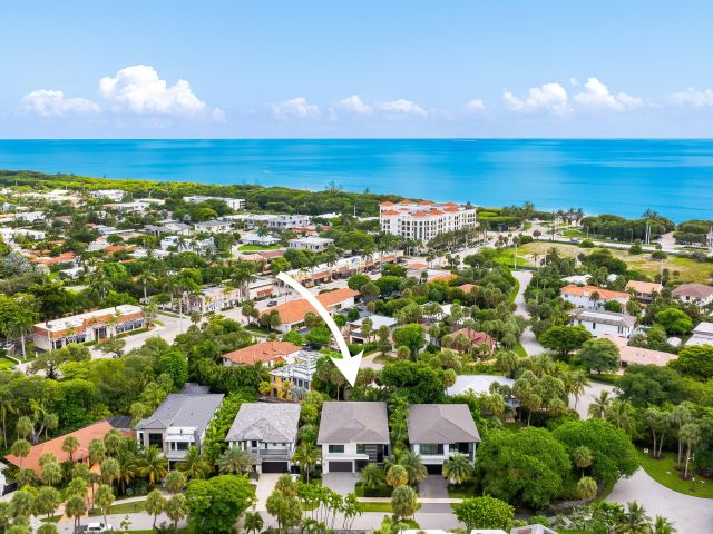 Home for sale at 753 Park Drive W - photo 6534939