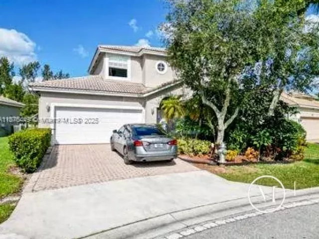 4-bedroom home for sale in West Palm Beach - 8525 Pine Cay - MondialRealty