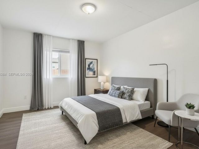 Home for sale at 2945 SW 16th St - photo 7532034