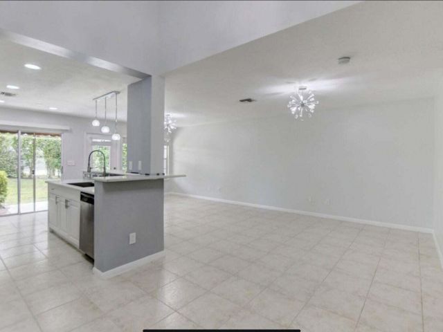 Home for rent at 5286 Sapphire Valley - photo 6534840