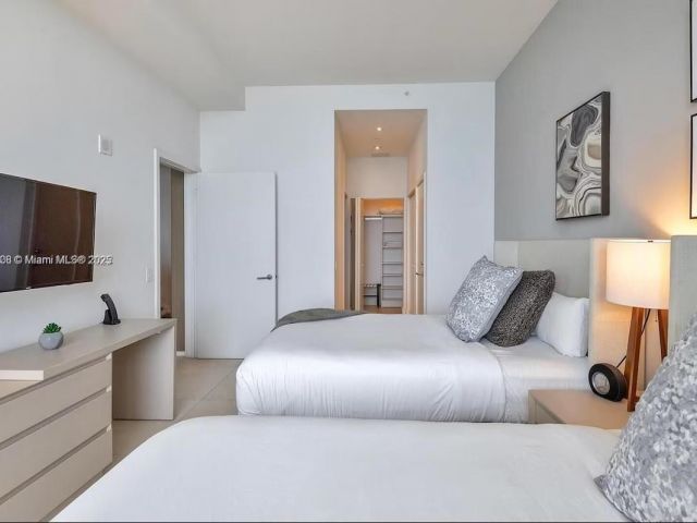 Apartment for rent  Unit #PH4106 - photo 6527340