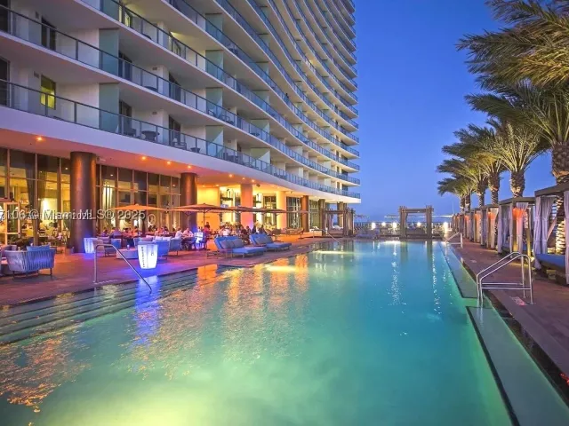 2-bedroom condo for rent in Hollywood - 4111 S Ocean Dr PH4106 - MondialRealty