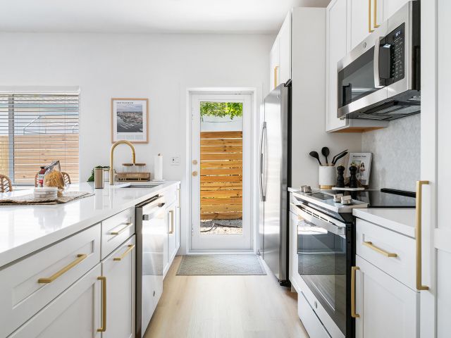 Home for sale at 3300 Westview Avenue - photo 6533842