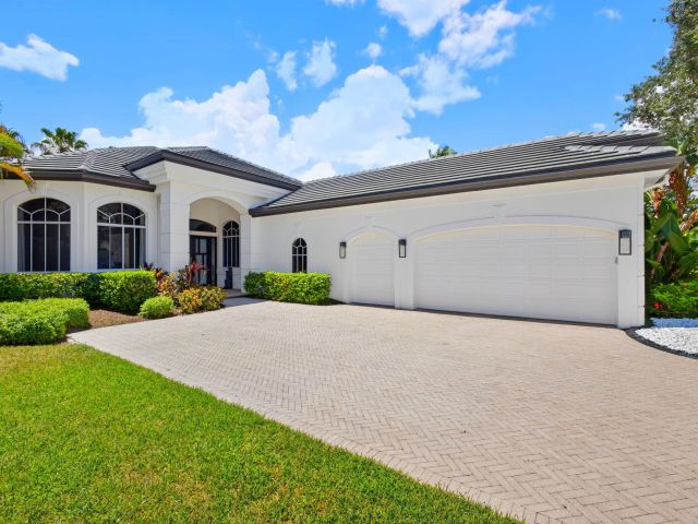 Home for rent at 6778 Oakmont Way - photo 6543323