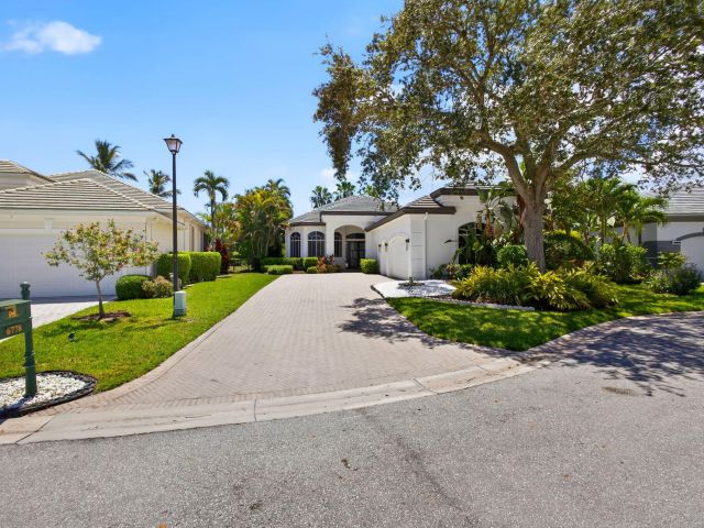 Home for rent at 6778 Oakmont Way - photo 6543326