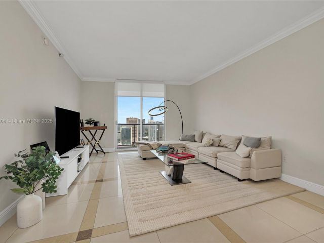 Apartment for sale  Unit #4201 - photo 6527312