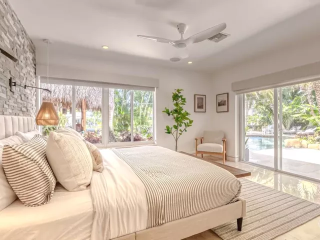 4-bedroom home for rent in Lauderdale By The Sea - 268 Imperial Lane - MondialRealty