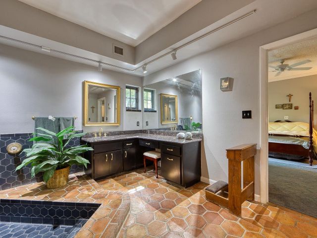 Home for sale at 270 Cordova Road - photo 6533773