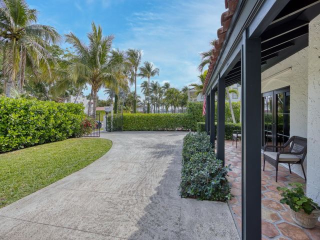 Home for sale at 270 Cordova Road - photo 6533782