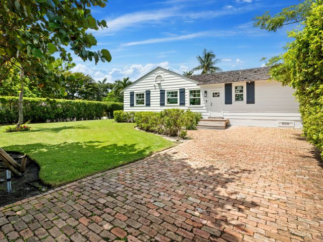 Home for rent at 1017 Tamarind Road - photo 6532441