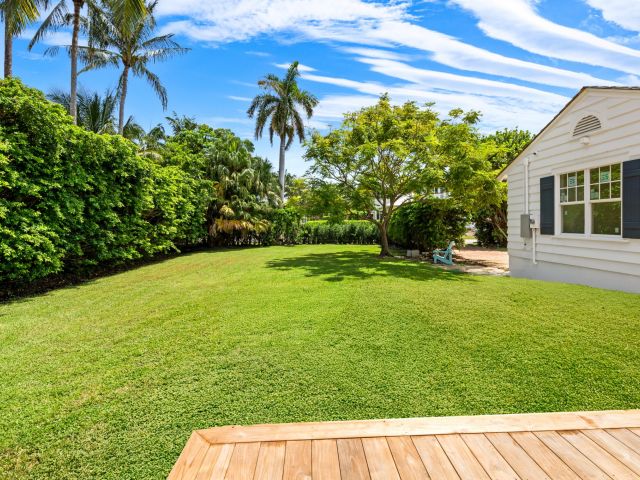 Home for rent at 1017 Tamarind Road - photo 6532444