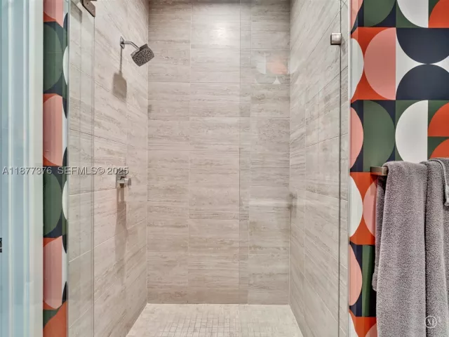 1-bedroom condo for sale in Miami - 3900 Biscayne Blvd S-616 - MondialRealty
