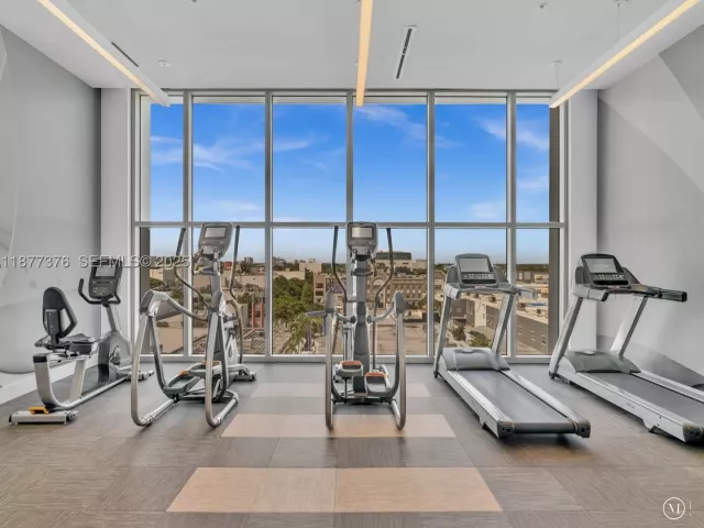 1-bedroom condo for sale in Miami - 3900 Biscayne Blvd S-616 - MondialRealty
