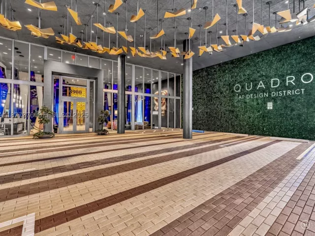 1-bedroom condo for sale in Miami - 3900 Biscayne Blvd S-616 - MondialRealty