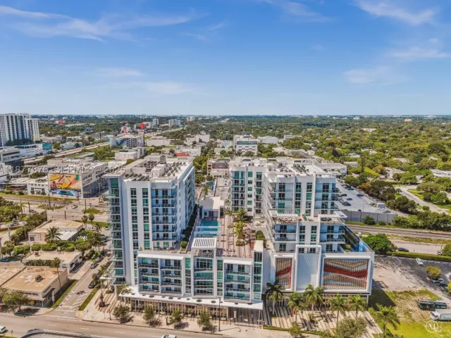 1-bedroom condo for sale in Miami - 3900 Biscayne Blvd S-616 - MondialRealty