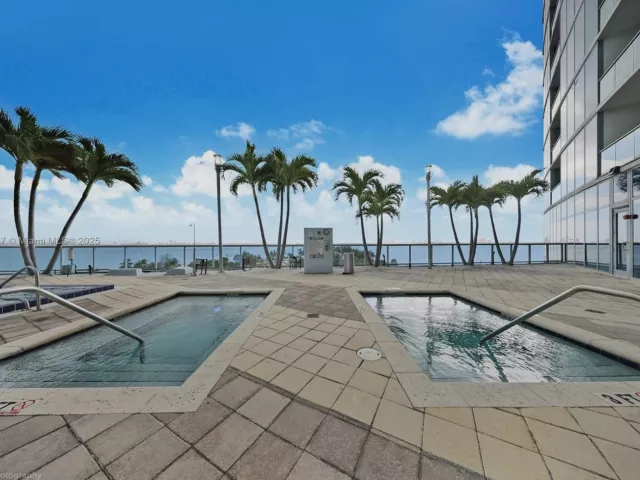 Apartment for sale  Unit #1909 - photo 6557207