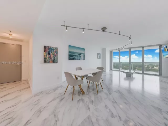 Apartment for sale  Unit #1909 - photo 6557210