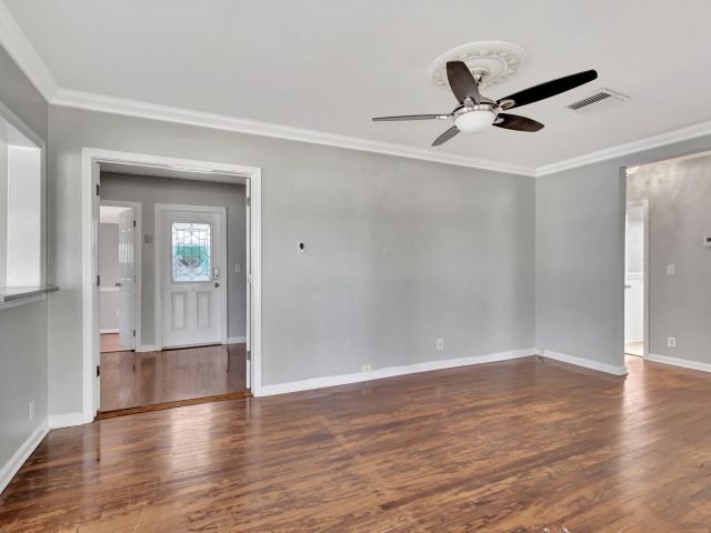 Home for rent at 736 Rockland Drive, House - photo 6533561