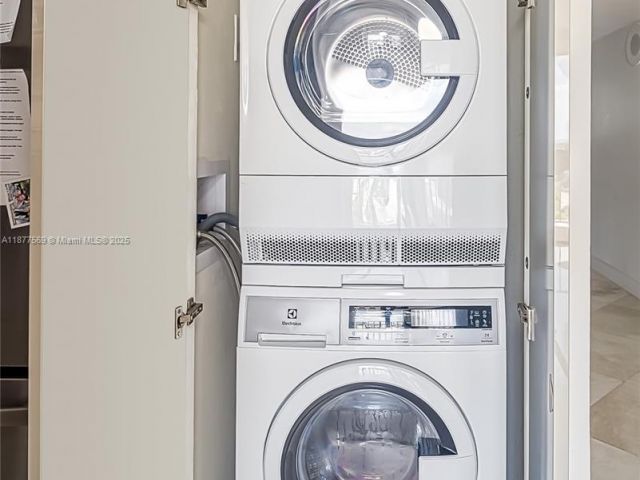 Apartment for sale  Unit #1709 - photo 6530342