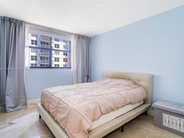 Apartment for sale  Unit #1709 - photo 6530344