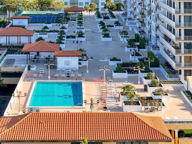 Apartment for sale  Unit #1709 - photo 6530356