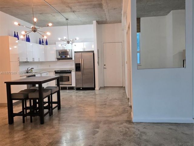 Apartment for sale  Unit #1104 - photo 7436275