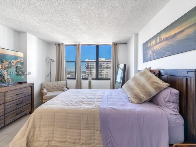 Apartment for sale  Unit #2504 - photo 7122066