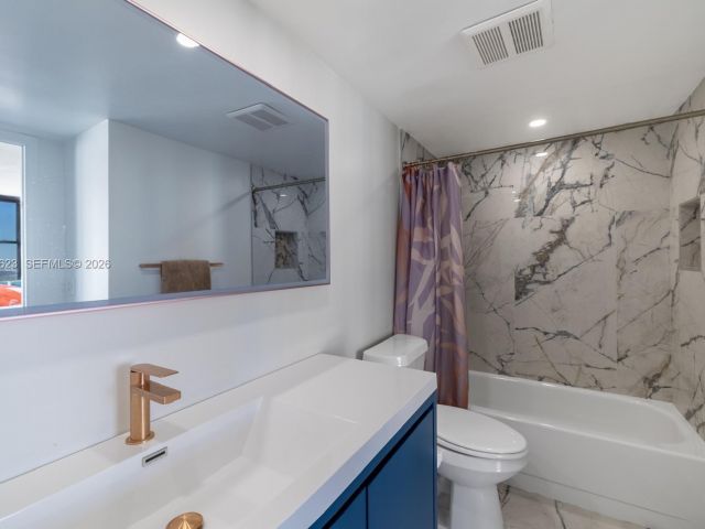 Apartment for sale  Unit #2504 - photo 7122073