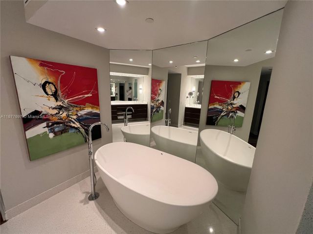 Apartment for rent  Unit #2806 - photo 6529437