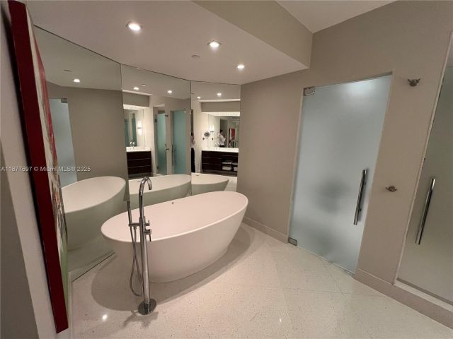 Apartment for rent  Unit #2806 - photo 6529438