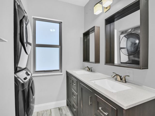 Home for sale at 504 36th Street - photo 6546011