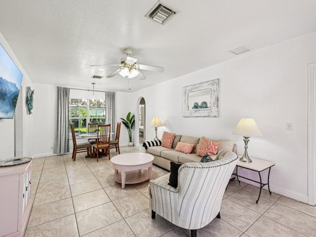 Home for sale at 423 Kern Street - photo 6533743