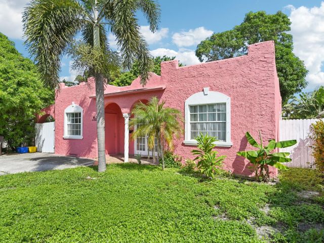 Home for sale at 423 Kern Street - photo 6533745