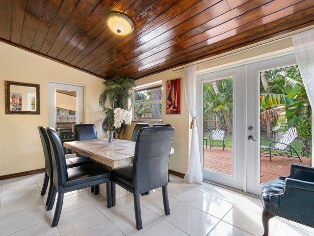 Home for rent at 3118 Pierson Drive - photo 6595305