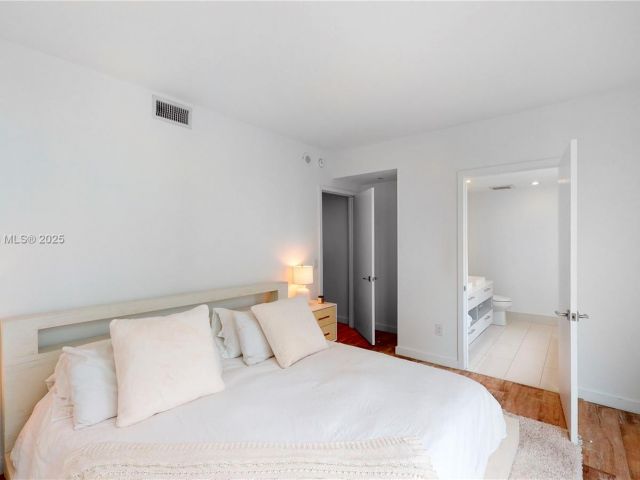 Apartment for sale  Unit #4607 - photo 6539073