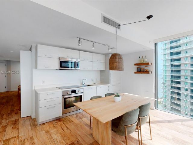 Apartment for sale  Unit #4607 - photo 6539076