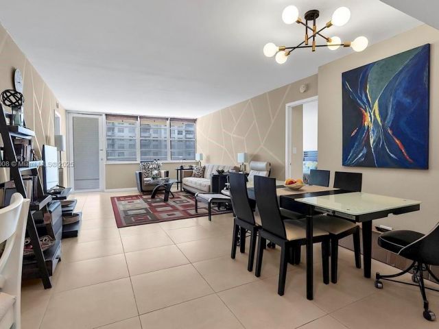 Apartment for sale  Unit #708 - photo 7435443