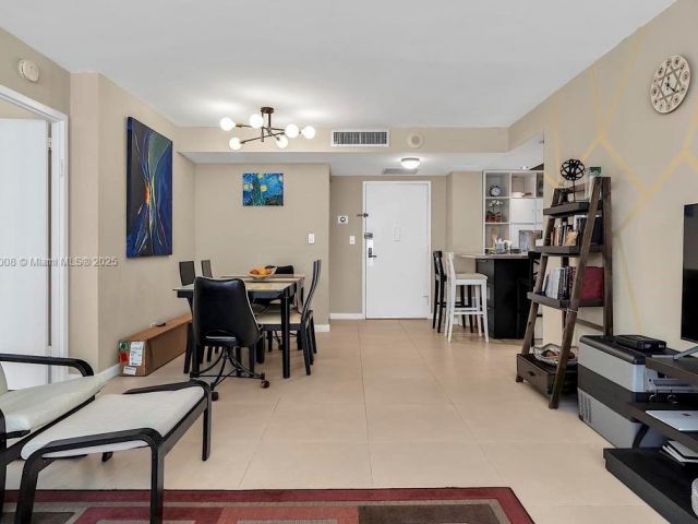 Apartment for sale  Unit #708 - photo 7435454