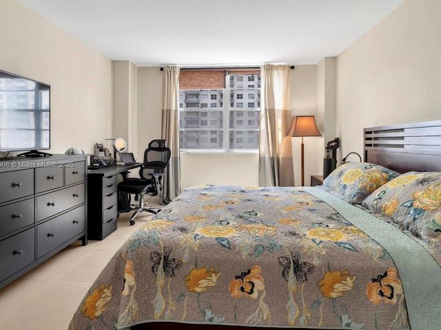 Apartment for sale  Unit #708 - photo 7435459