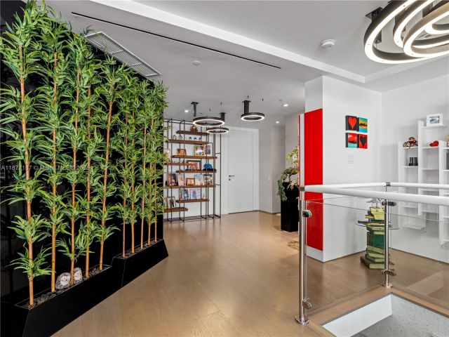 Apartment for sale  Unit #8011 - photo 6532328