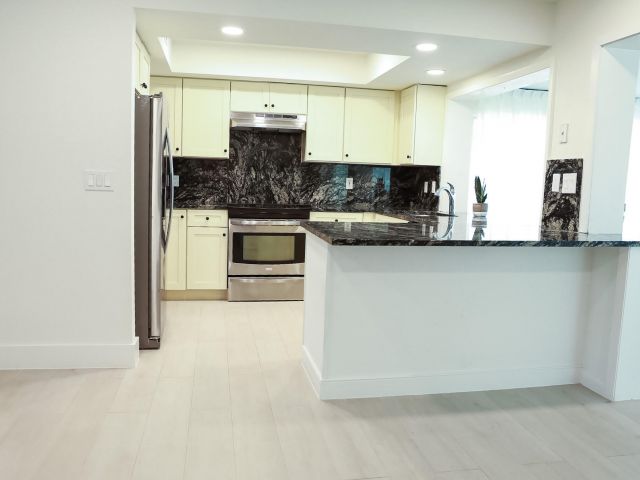 Home for sale at 1502 NW 4th Avenue - photo 6542650