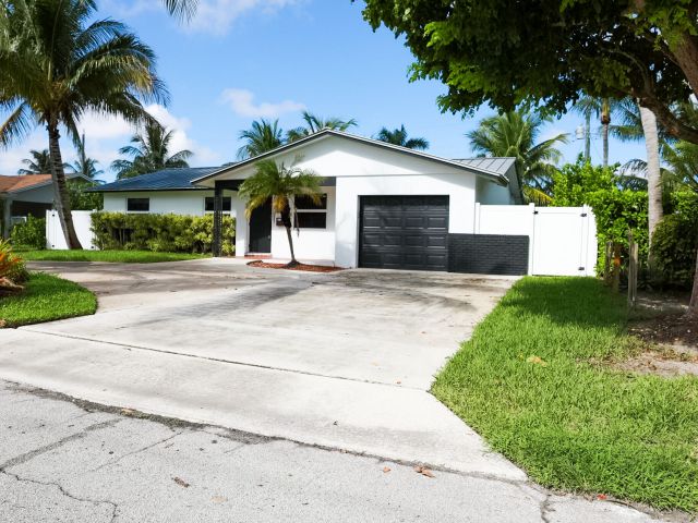 Home for sale at 1502 NW 4th Avenue - photo 6542656