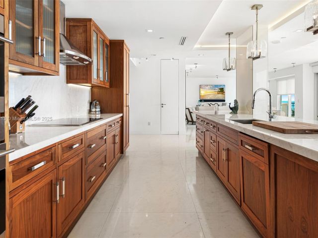 Apartment for sale  Unit #7966 - photo 6532357