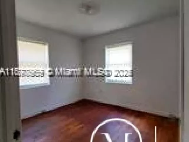 3-bedroom home for sale in North Miami - 1565 NE 141st St - MondialRealty