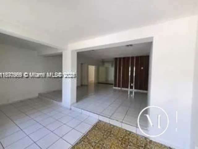 3-bedroom home for sale in North Miami - 1565 NE 141st St - MondialRealty