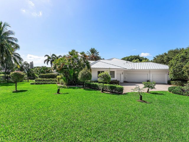 Home for sale at 225 Oakview Drive - photo 6535796