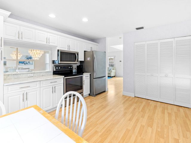 Home for sale at 10652 Buttonwood Lake Drive - photo 6537040