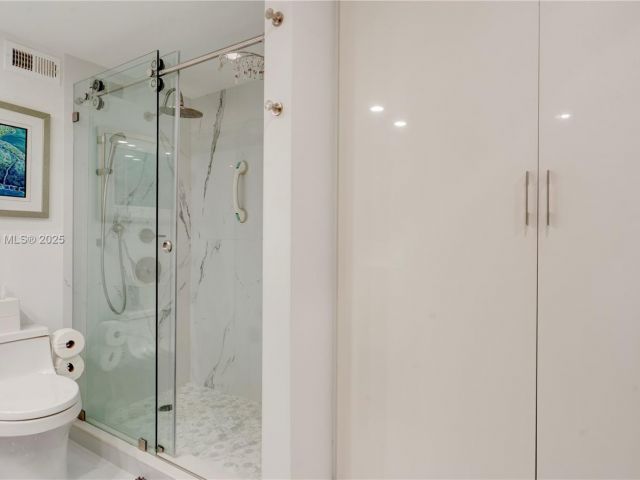 Apartment for sale  Unit #322 - photo 6535926