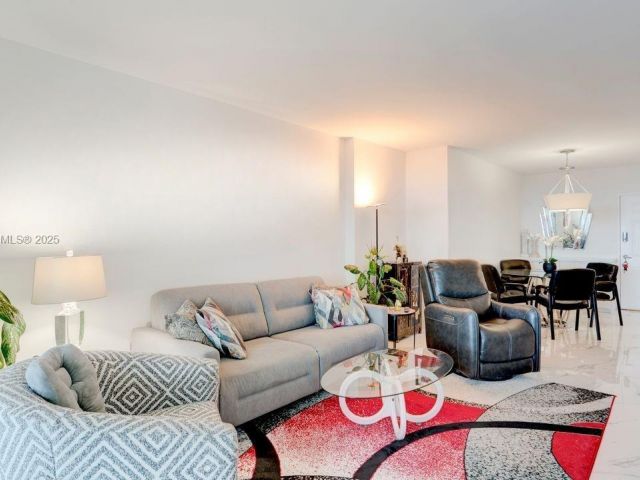 Apartment for sale  Unit #322 - photo 6535928