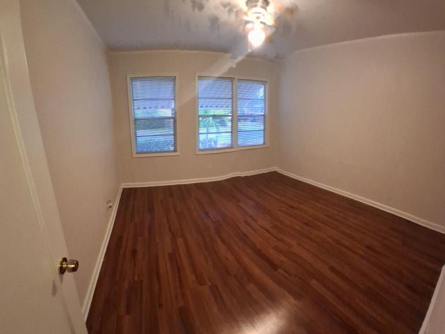 Home for sale at 5815 Garden Avenue - photo 6535773